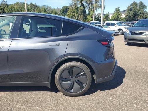 2026 Tesla Model Y Long Range