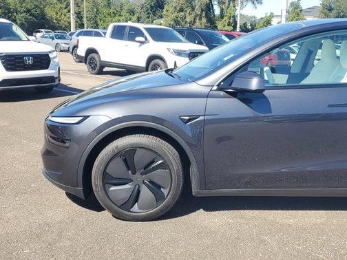 2026 Tesla Model Y Long Range
