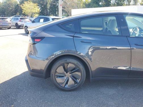 2026 Tesla Model Y Long Range