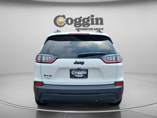Bright White Clearcoat 2021 Jeep Cherokee Latitude Plus