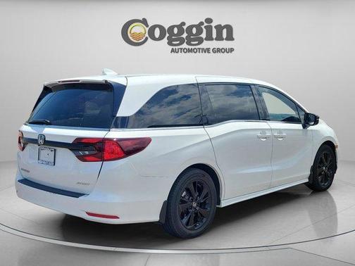 Lunar Silver Metallic 2023 Honda Odyssey Sport