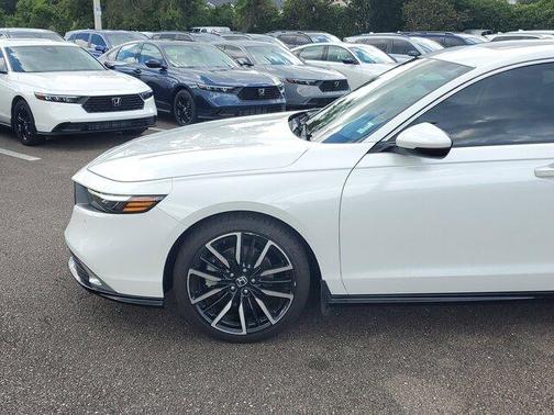 2023 Honda Accord Hybrid Touring