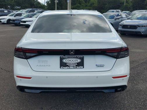 2023 Honda Accord Hybrid Touring