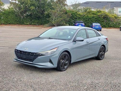 2021 Hyundai ELANTRA SEL