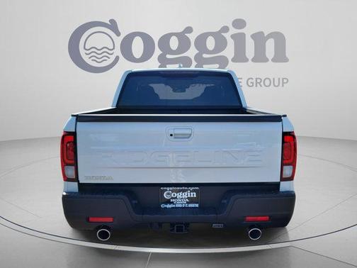 Platinum White Pearl 2026 Honda Ridgeline RTL