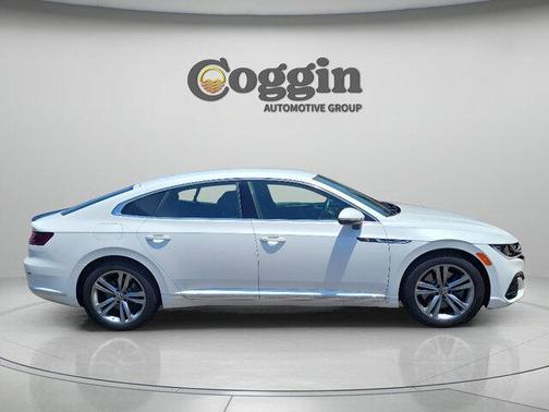 Oryx White Pearl Effect 2022 Volkswagen Arteon 2.0T SE R-Line