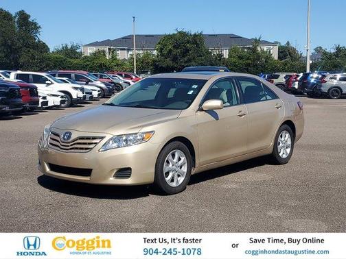 2011 Toyota Camry LE