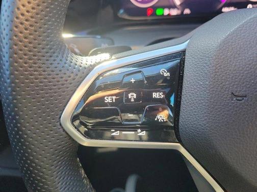 2022 Volkswagen Golf GTI 2.0T SE
