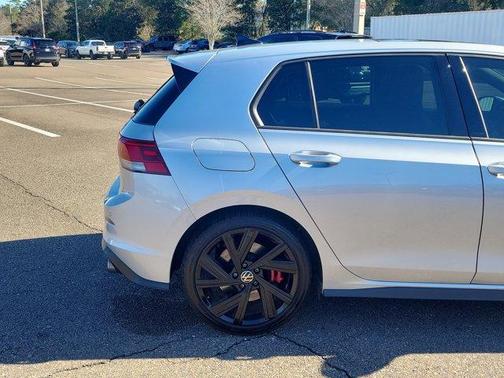 2022 Volkswagen Golf GTI 2.0T SE
