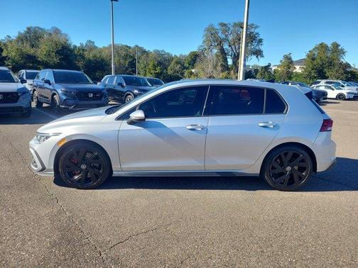 2022 Volkswagen Golf GTI 2.0T SE