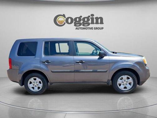 Modern Steel Metallic 2014 Honda Pilot LX