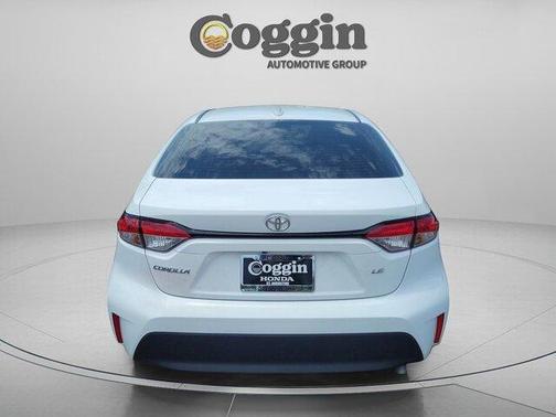 Ice 2025 Toyota Corolla LE