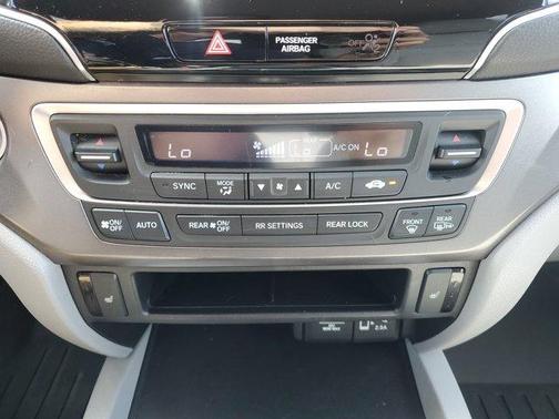 2019 Honda Pilot EX