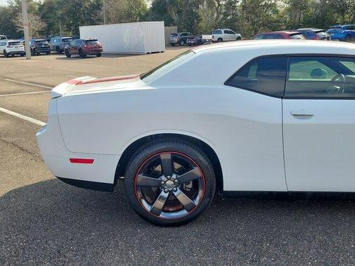 2012 Dodge Challenger SXT