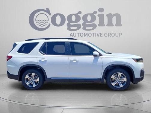 Solar Silver Metallic 2026 Honda Pilot EX-L