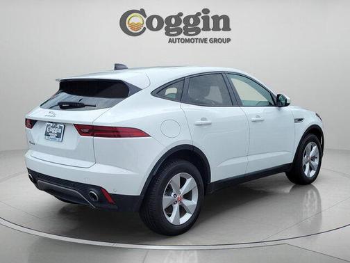 Fuji White 2022 Jaguar E-PACE P250