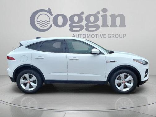 Fuji White 2022 Jaguar E-PACE P250