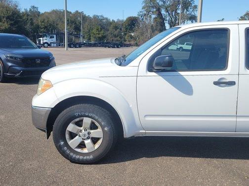 2011 Nissan Frontier SV