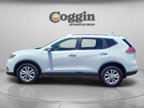 Glacier White 2016 Nissan Rogue SV