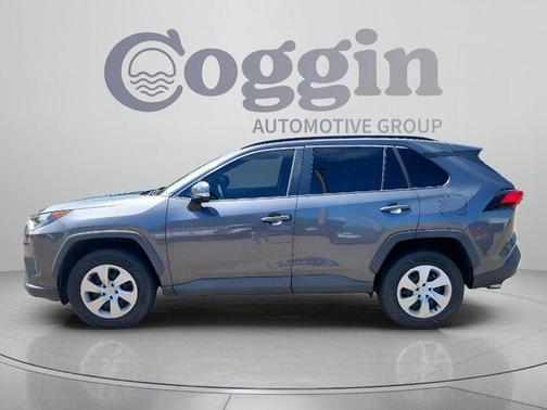 Magnetic Gray Metallic 2019 Toyota RAV4 LE