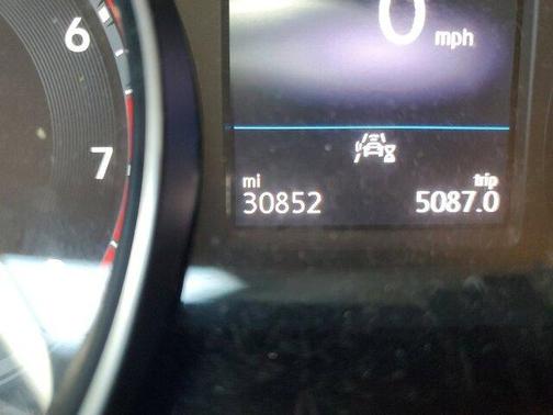 2021 Volkswagen Atlas Cross Sport 2.0T SE w/Technology