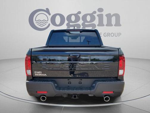 Crystal Black Pearl 2026 Honda Ridgeline RTL
