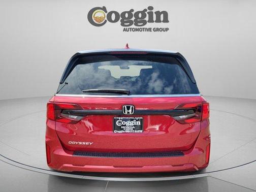 Radiant Red Metallic II 2026 Honda Odyssey EX-L