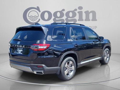 Crystal Black Pearl 2026 Honda Pilot EX-L