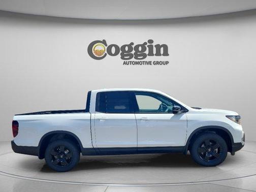 Solar Silver Metallic 2026 Honda Ridgeline Black Edition