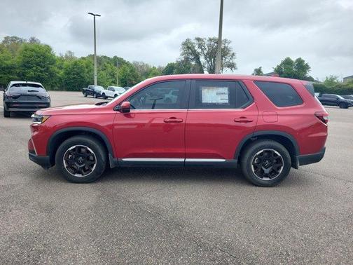 Radiant Red Metallic II 2025 Honda Pilot Sport