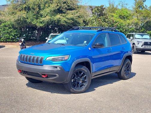 2022 Jeep Cherokee Trailhawk