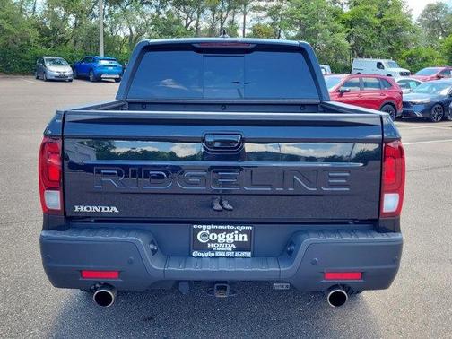 Crystal Black Pearl 2024 Honda Ridgeline Black Edition