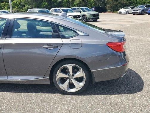 2018 Honda Accord Touring 2.0T