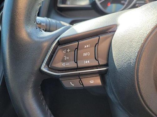 2019 Toyota Yaris Sedan XLE