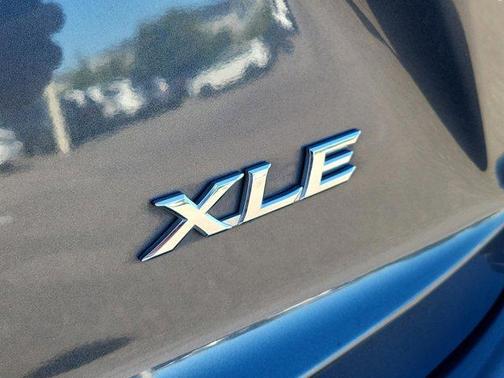 2019 Toyota Yaris Sedan XLE