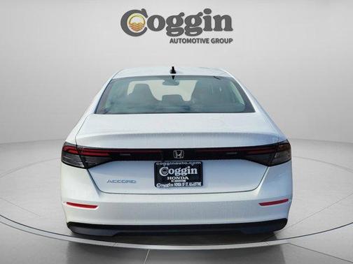 Solar Silver Metallic 2026 Honda Accord SE