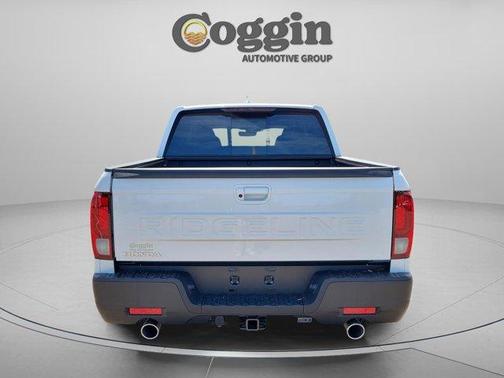 Platinum White Pearl 2026 Honda Ridgeline RTL