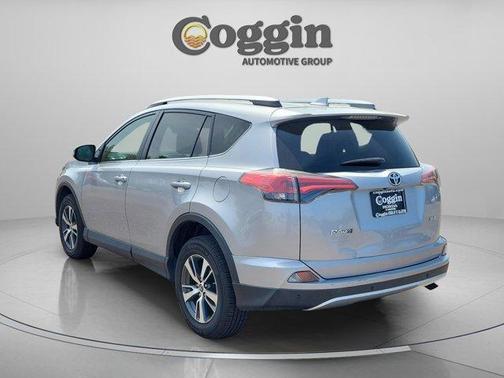 Silver Sky Metallic 2016 Toyota RAV4 XLE