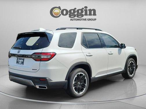 Platinum White Pearl 2026 Honda Pilot Touring S