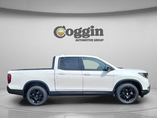 Solar Silver Metallic 2026 Honda Ridgeline Black Edition