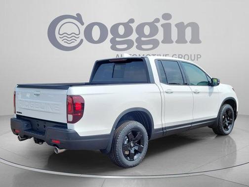Solar Silver Metallic 2026 Honda Ridgeline Black Edition