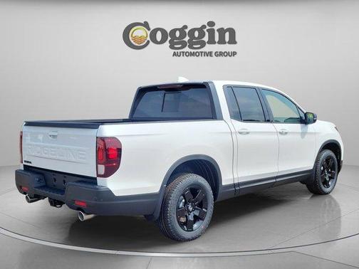 Solar Silver Metallic 2026 Honda Ridgeline Black Edition