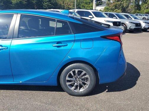 2022 Toyota Prius L