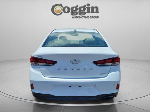 Quartz White Pearl 2018 Hyundai SONATA Limited