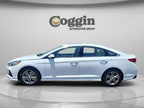 Quartz White Pearl 2018 Hyundai SONATA Limited
