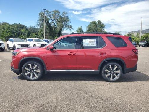 2025 Honda Pilot Touring