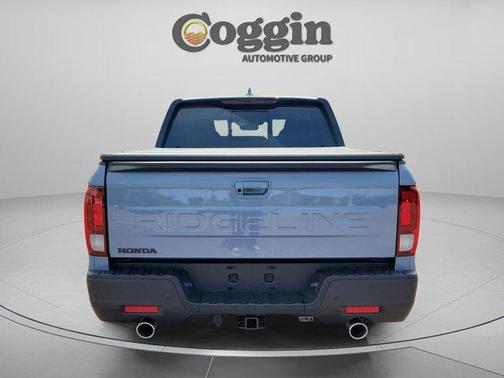 Sonic Gray Pearl 2026 Honda Ridgeline Black Edition