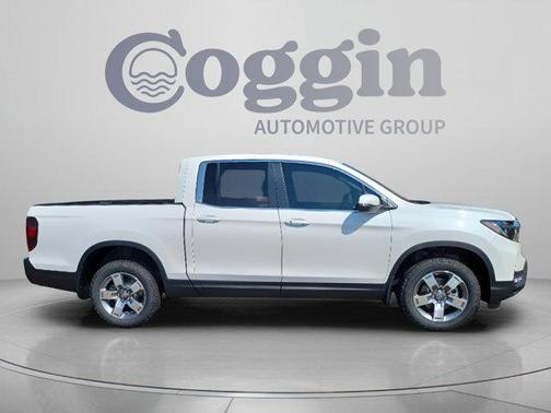 Platinum White Pearl 2026 Honda Ridgeline RTL