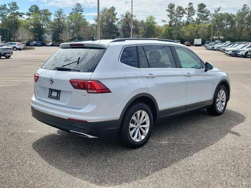 2018 Volkswagen Tiguan 2.0T SE