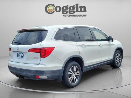 Crystal Black Pearl 2017 Honda Pilot EX-L